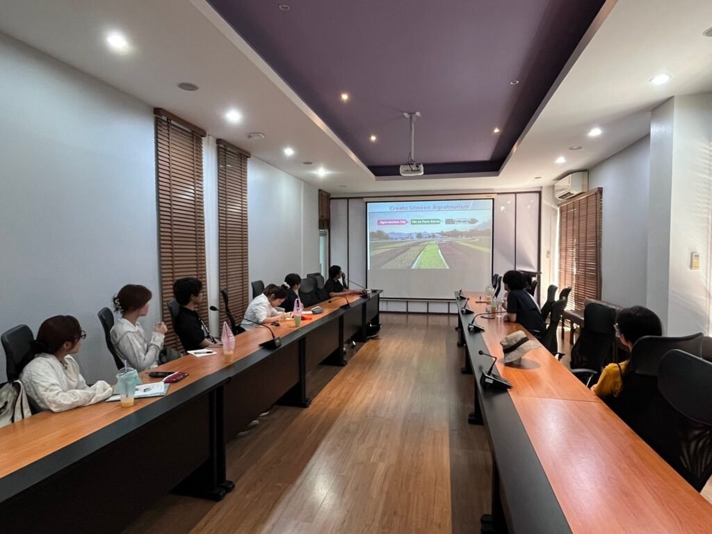 ศูนย์วิทยาศาสตร์ข้าวต้อนรับคณะนักศึกษาแลกเปลี่ยนจากญี่ปุ่น ศึกษาดูงานด้านวิทยาศาสตร์ข้าว