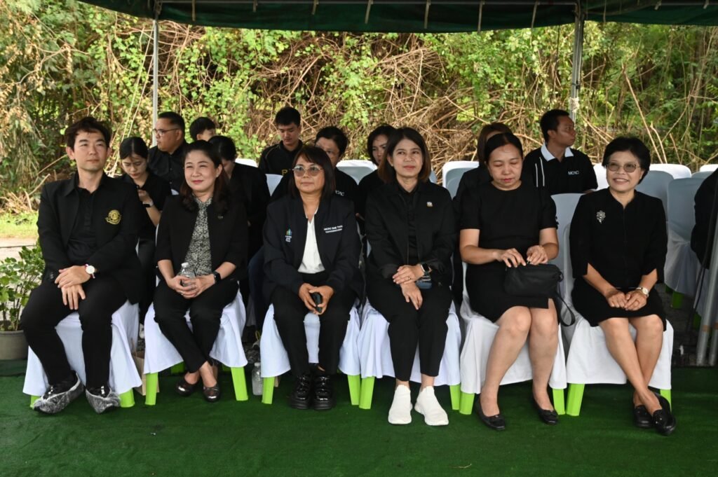 16 มิถุนายน 2569 ศูนย์วิทยาศาสตร์ข้าว มหาวิทยาลัยเกษตรศาสตร์ วิทยาเขตกำแพงแสน จัดพิธีส่งต่อเมล็ดพันธุ์แห่งอนาคต “ข้าวหอมมาลัยแมน : จากงานวิ…