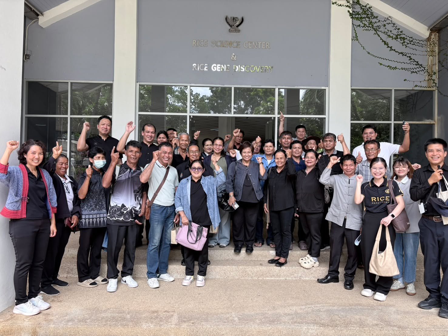 วันที่ 7 กรกฎาคม 2569 ดร.ศิริพัฒน์ เรืองพยัคฆ์ นักวิจัย ดร.กิตติ วัลยาภรณ์ นักวิจัย และนายสุมน ห้อยมาลา นักวิชาการเกษตรประจำศูนย์วิทยาศาสตร…