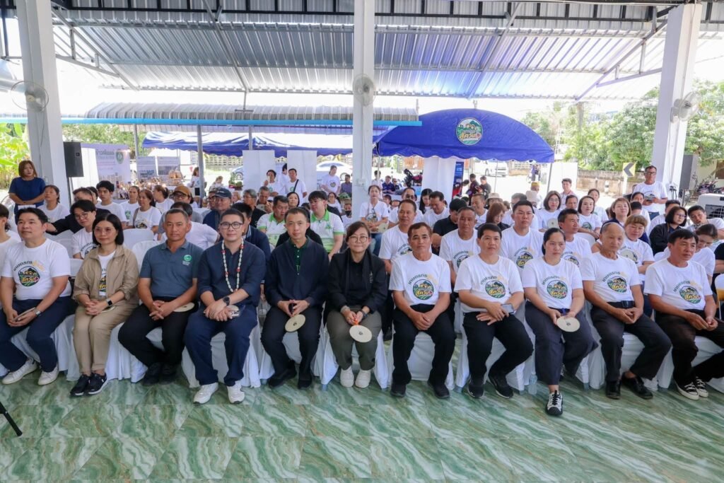 วันที่ 26 กรกฎาคม 2569 รองศาสตราจารย์ ดร.ศิวเรศ อารีกิจ ผู้อำนวยการศูนย์วิทยาศาสตร์ข้าว มหาวิทยาลัยเกษตรศาสตร์ ผู้บริหารจัดการศูนย์กลางองค์…