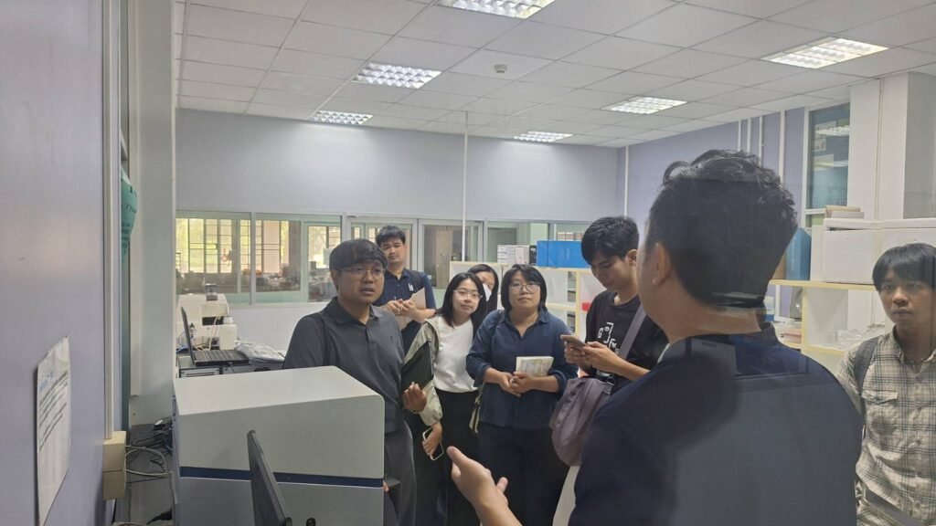 ศูนย์วิทยาศาสตร์ข้าว มหาวิทยาลัยเกษตรศาสตร์ ต้อนรับคณะครูโรงเรียนรุ่งอรุณ เตรียมความพร้อมจัดกิจกรรมเรียนรู้บูรณาการ "คุณค่าสู่ชีวิต"