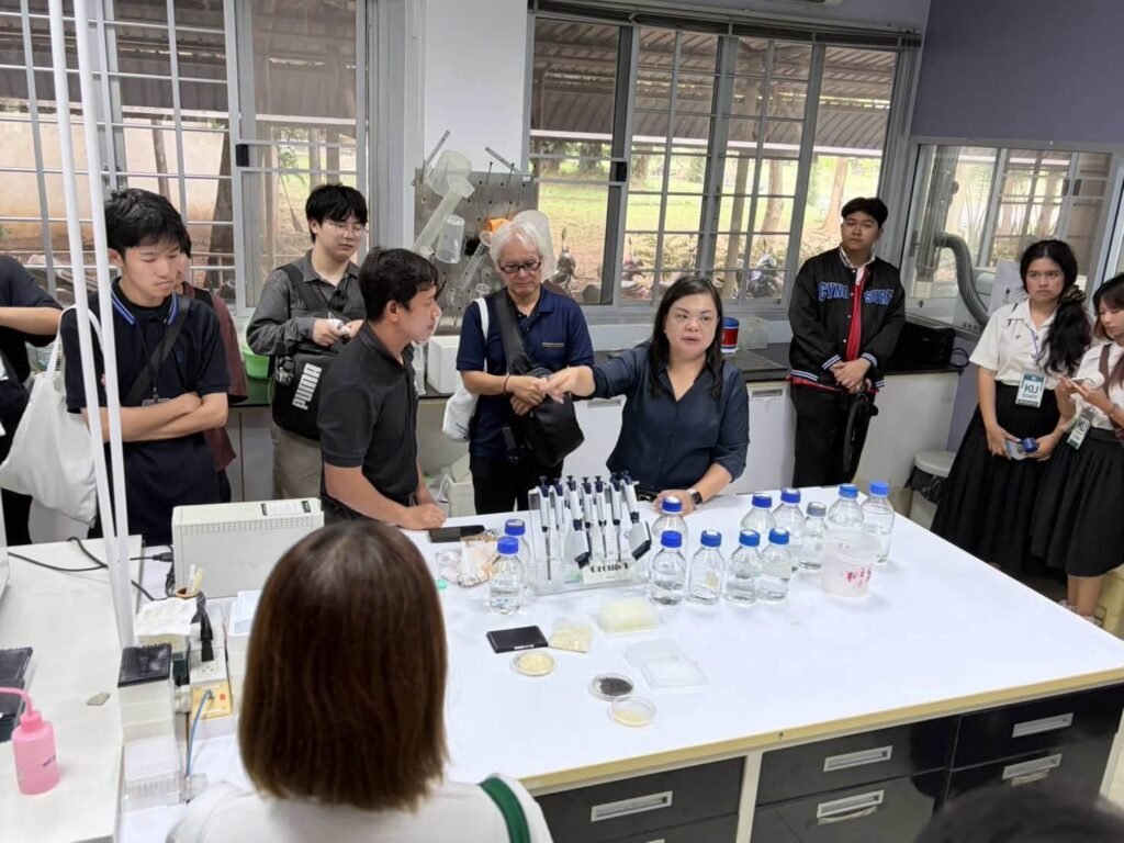 ศูนย์วิทยาศาสตร์ข้าว มก. ต้อนรับคณะนักศึกษาและอาจารย์จาก Tokyo University of Agriculture ศึกษาดูงานด้านวิทยาศาสตร์ข้าวและธุรกิจการเกษตร