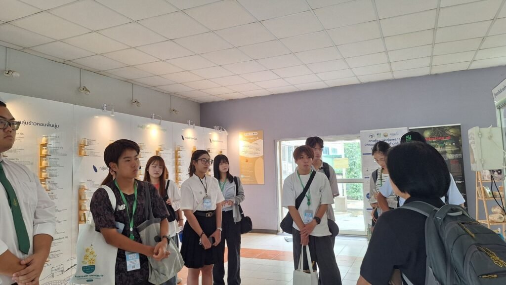 ศูนย์วิทยาศาสตร์ข้าว มก. ต้อนรับคณะนักศึกษาและบุคลากรจาก Okayama University ประเทศญี่ปุ่น เยี่ยมชมงานวิจัยด้านข้าวและนวัตกรรมของ สวทช.
