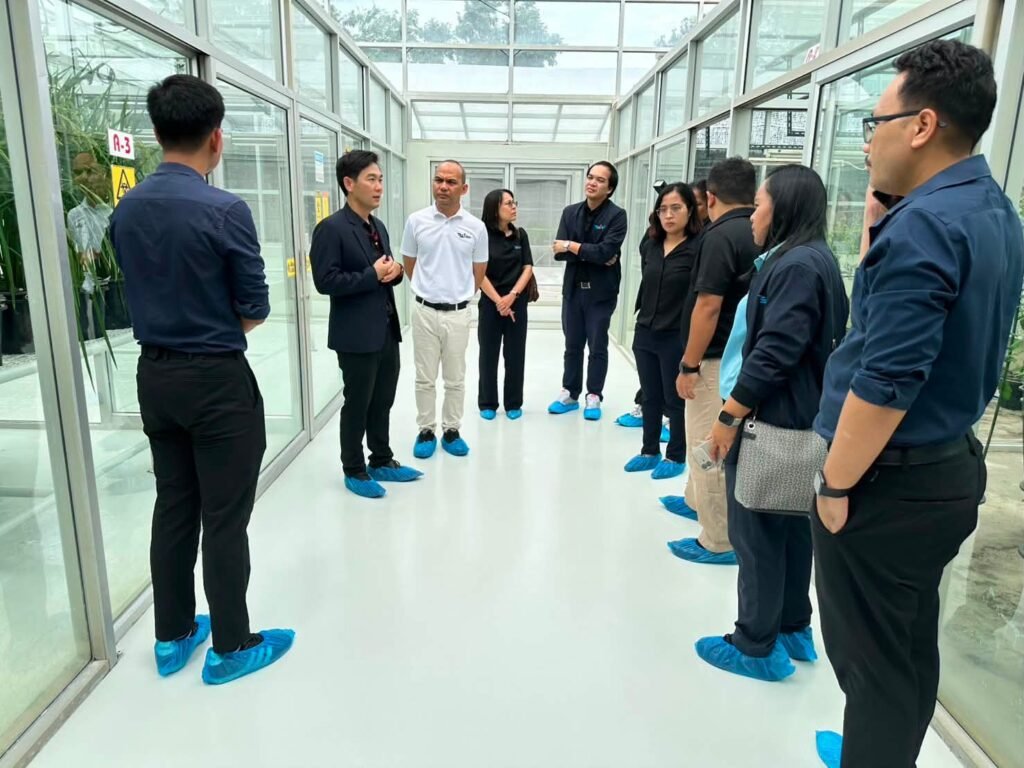 ศูนย์วิทยาศาสตร์ข้าว มก. ต้อนรับคณะผู้บริหารมหาวิทยาลัยทักษิณ ศึกษาดูงานและแลกเปลี่ยนเรียนรู้การบริหารจัดการศูนย์วิจัยสู่ระดับนานาชาติ