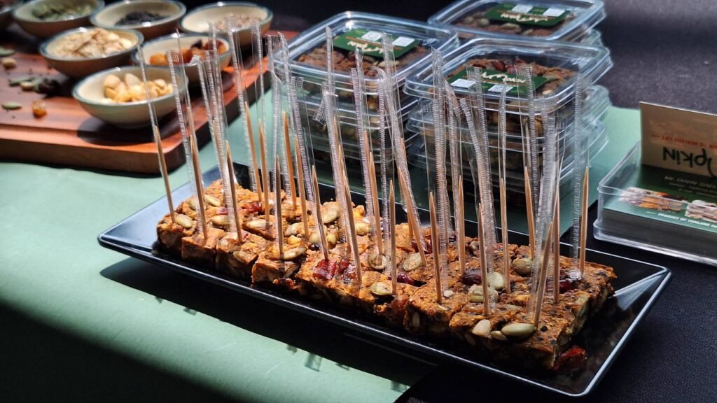 นวัตกรรม "ข้าว 3G - ข้าวสรรพสี" รับสังคมสูงวัย ในงาน Plant-Rich Leaders: Awards & Showcase 2026กรุงเทพมหานคร